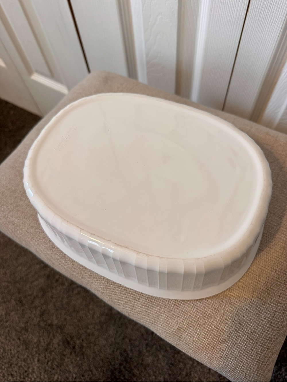 Corning Ware 1.8 liter Oval Covered Casserole Dish White With Storage Lid - Picture 6 of 9
